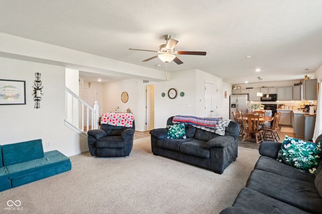 5845 Cresswell Lane, Whitestown, IN 46075