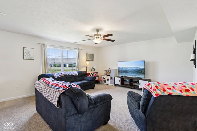 5845 Cresswell Lane, Whitestown, IN 46075