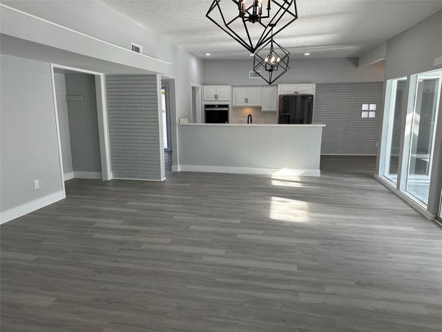 5005 Tamarach Drive, Baytown, TX 77521