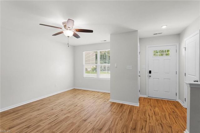 503 Lakeview CV, Smithfield, VA 23430