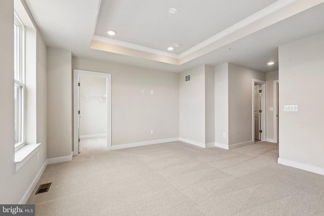 20167 NORTHPARK DR, Ashburn, VA 20147