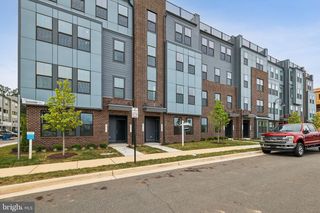 20167 NORTHPARK DR, Ashburn, VA 20147