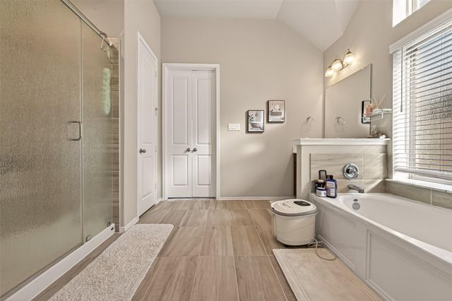 1318 Munson Valley Road, Richmond, TX 77406