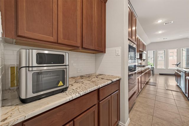 1318 Munson Valley Road, Richmond, TX 77406