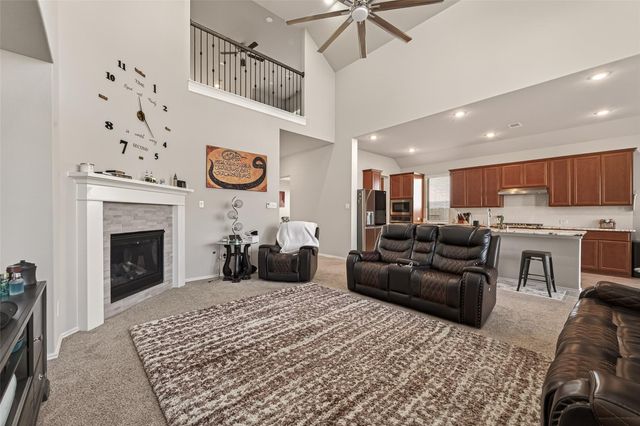 1318 Munson Valley Road, Richmond, TX 77406