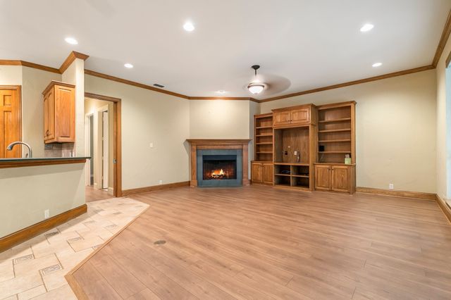 1219 Winding Brook Drive, Garland, TX 75044