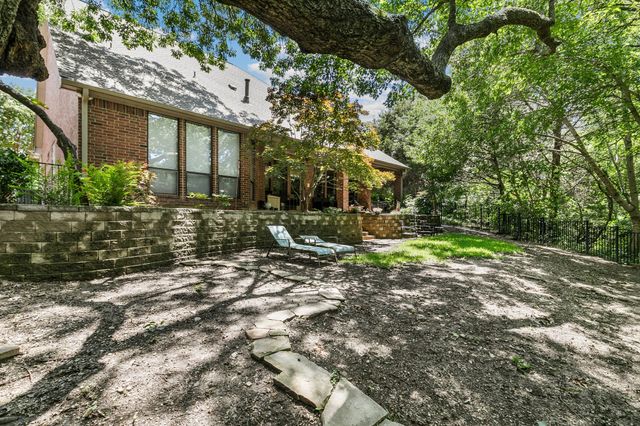 1219 Winding Brook Drive, Garland, TX 75044