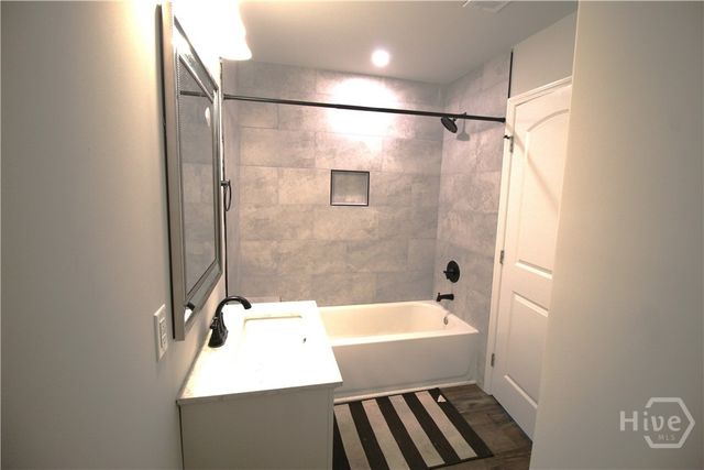 724 W Victory Drive B, Savannah, GA 31405