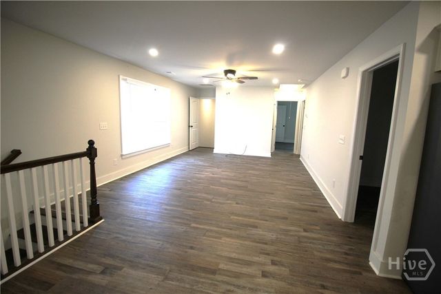 724 W Victory Drive B, Savannah, GA 31405