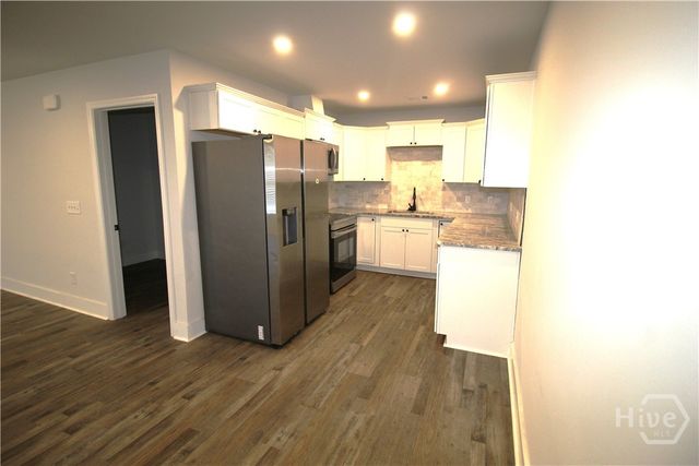 724 W Victory Drive B, Savannah, GA 31405