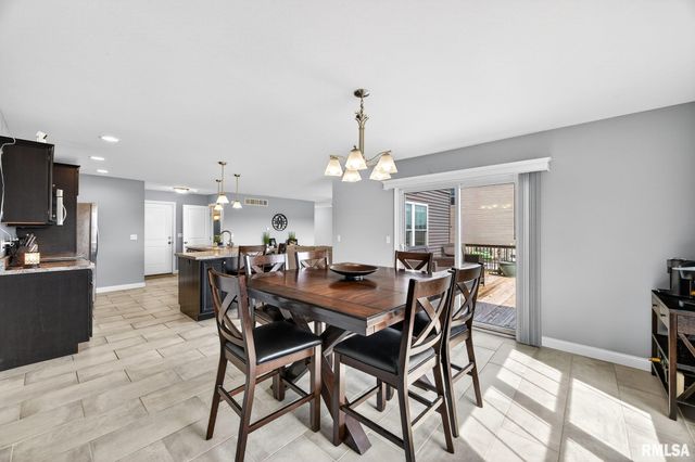 1520 W Harborway Drive, Chillicothe, IL 61523