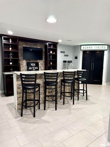 1520 W Harborway Drive, Chillicothe, IL 61523