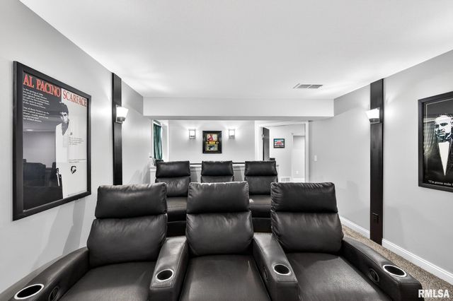 1520 W Harborway Drive, Chillicothe, IL 61523