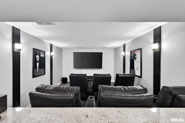 1520 W Harborway Drive, Chillicothe, IL 61523