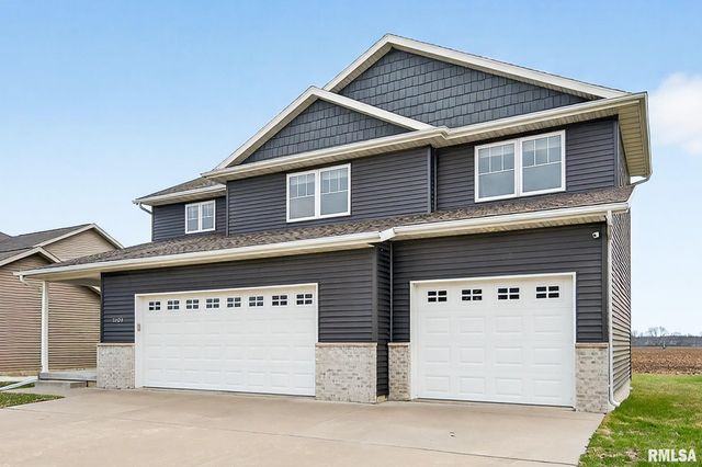 1520 W Harborway Drive, Chillicothe, IL 61523