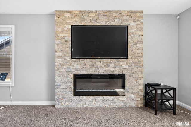 1520 W Harborway Drive, Chillicothe, IL 61523