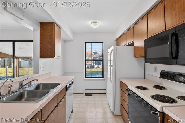 12355 Nantucket Drive, South Lyon, MI 48178