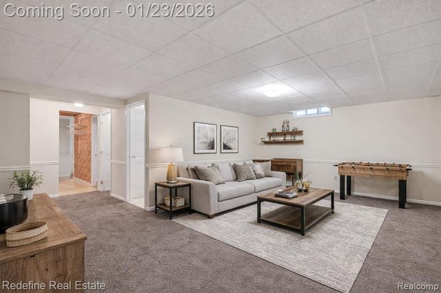 12355 Nantucket Drive, South Lyon, MI 48178