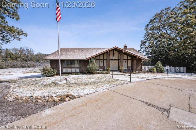 12355 Nantucket Drive, South Lyon, MI 48178