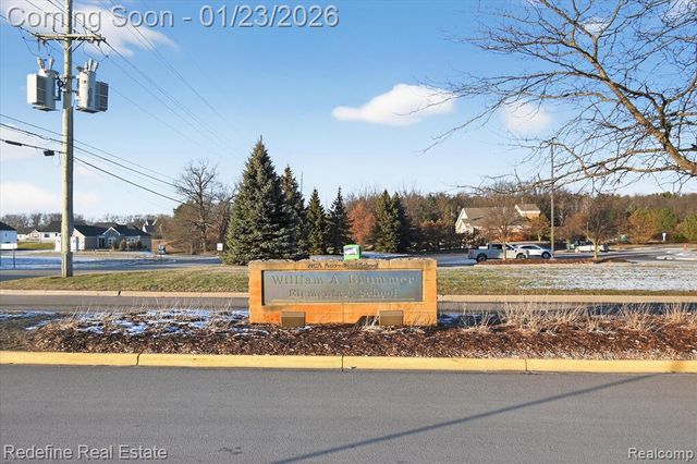 12355 Nantucket Drive, South Lyon, MI 48178