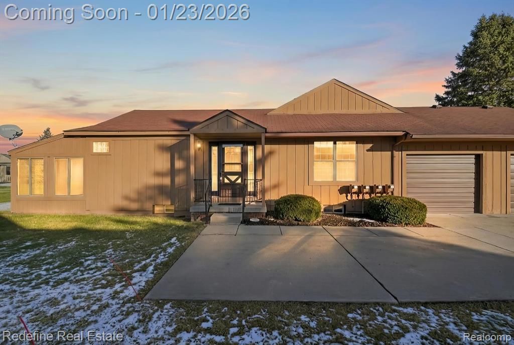 12355 Nantucket Drive, South Lyon, MI 48178