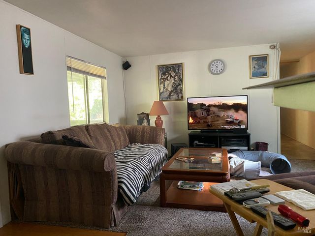 7360 Lassen St, Nice, CA 95464