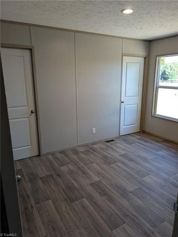 2192 NC Highway 42 S, Asheboro, NC 27205