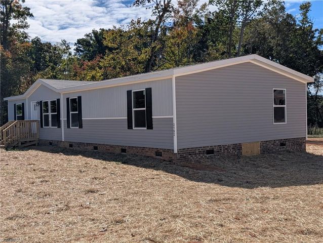 2192 NC Highway 42 S, Asheboro, NC 27205