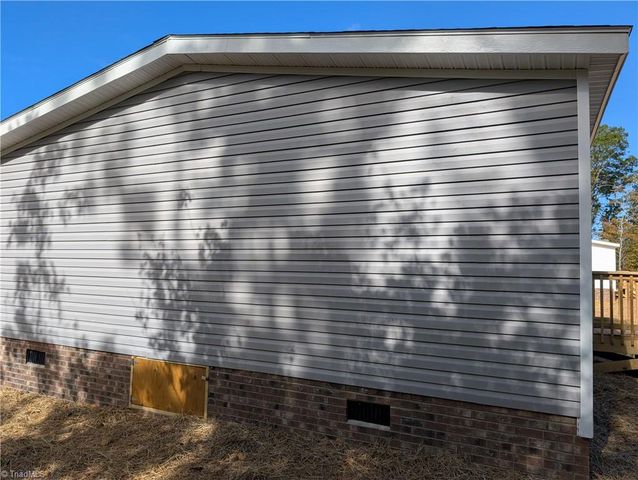 2192 NC Highway 42 S, Asheboro, NC 27205