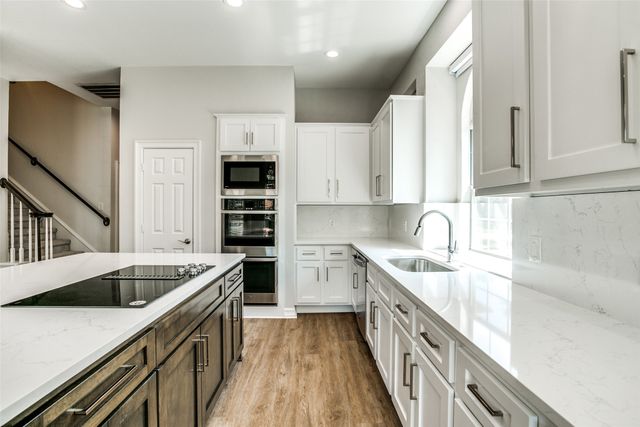 1270 Lakeway Drive, Southlake, TX 76092