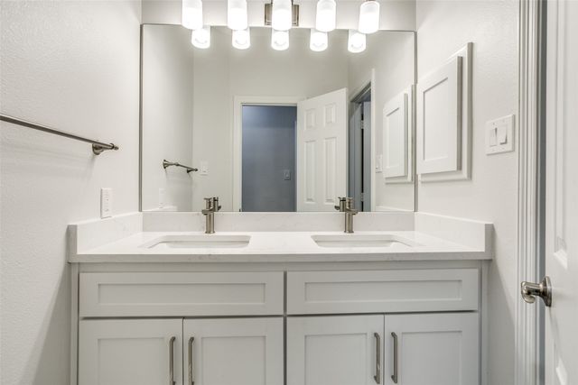 1270 Lakeway Drive, Southlake, TX 76092