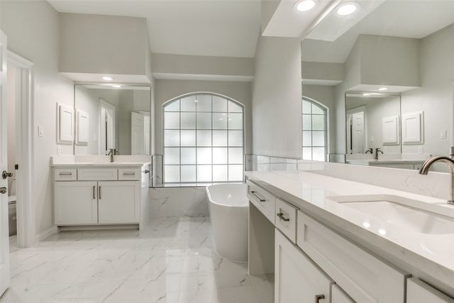 1270 Lakeway Drive, Southlake, TX 76092