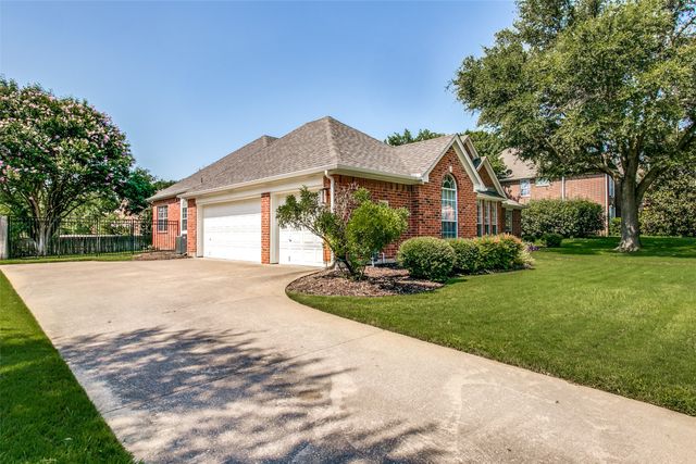 1270 Lakeway Drive, Southlake, TX 76092