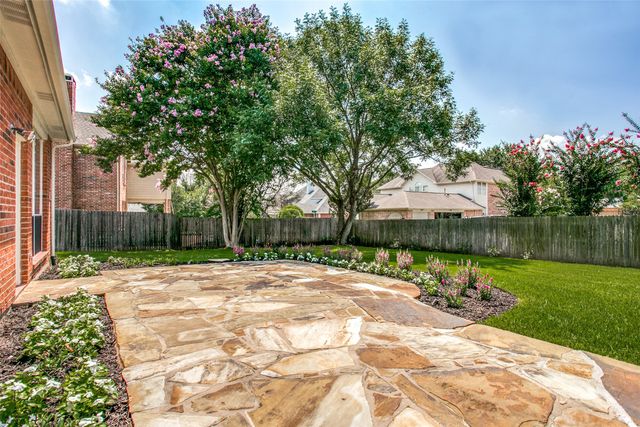 1270 Lakeway Drive, Southlake, TX 76092