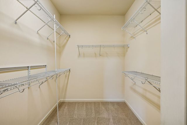 1529 Goldfinch Cir, Hermitage, TN 37076