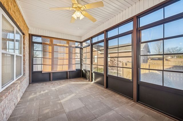 1529 Goldfinch Cir, Hermitage, TN 37076