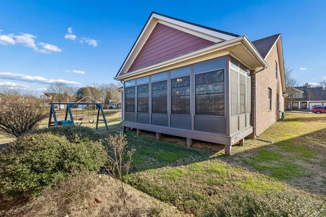 1529 Goldfinch Cir, Hermitage, TN 37076
