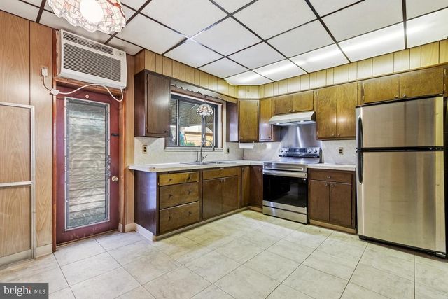 1624 S CAMAC ST, Philadelphia, PA 19148
