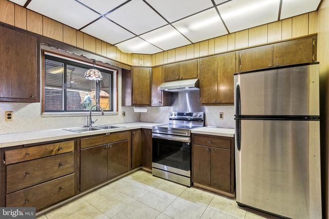 1624 S CAMAC ST, Philadelphia, PA 19148