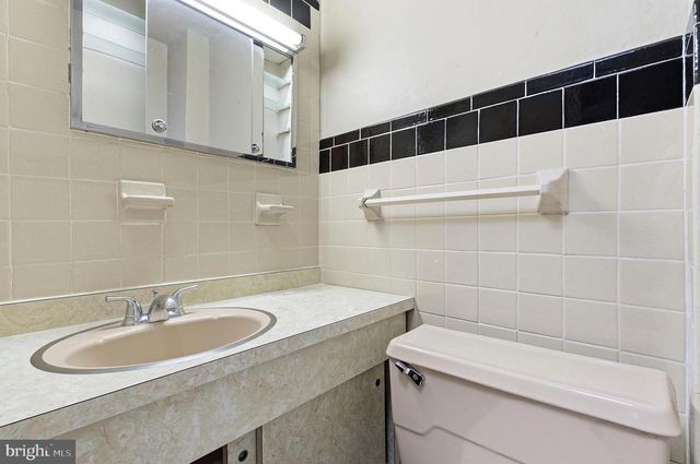 1624 S CAMAC ST, Philadelphia, PA 19148