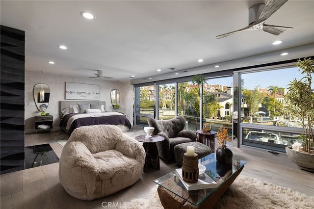 500 Harbor Island Drive, Newport Beach, CA 92660