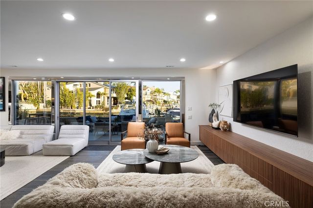 500 Harbor Island Drive, Newport Beach, CA 92660