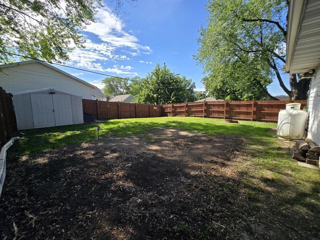940 Harding AVENUE, Waukesha, WI 53186