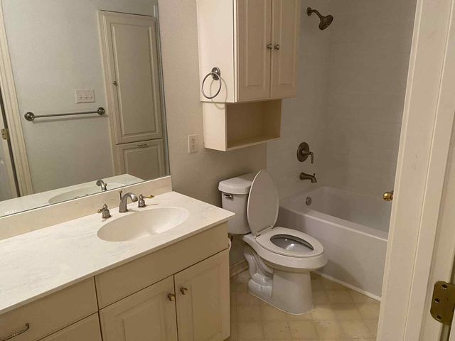 5304 Cedar Creek Drive, Kemp, TX 75143