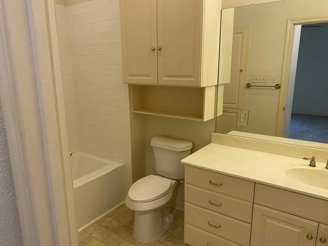 5304 Cedar Creek Drive, Kemp, TX 75143