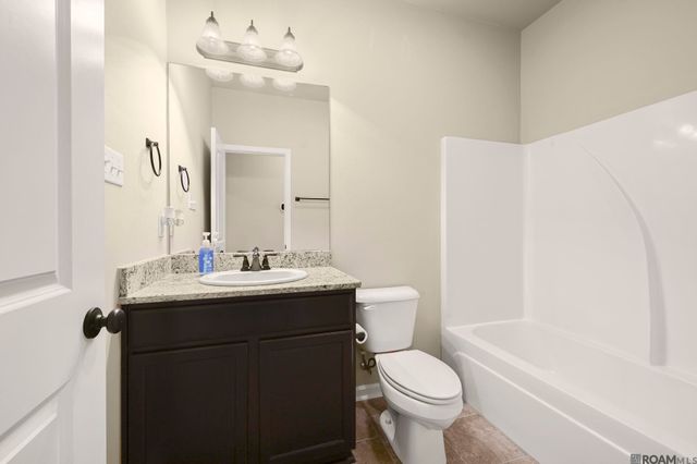 15606 Magicstone Ave, Prairieville, LA 70769