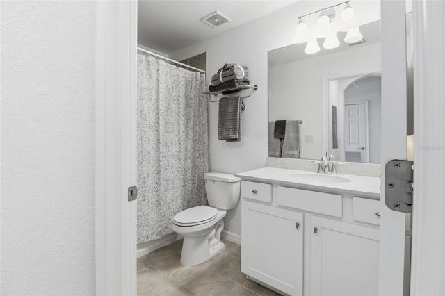 18028 GAWTHROP DRIVE 202, Bradenton, FL 34211