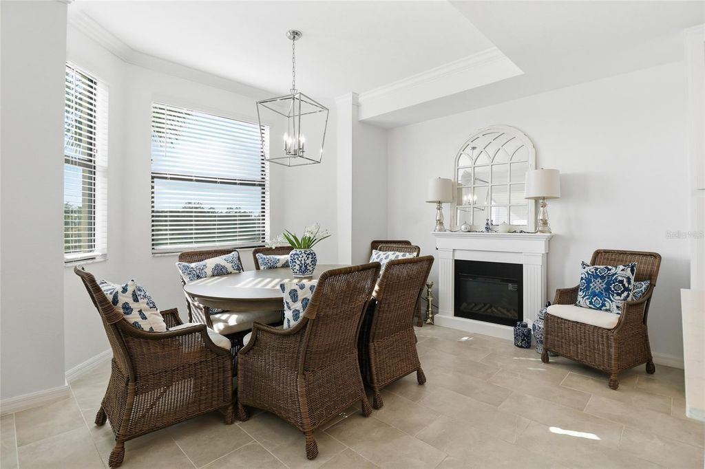 Image 16 of property listing at 18028 GAWTHROP DRIVE 202, Bradenton, FL 34211