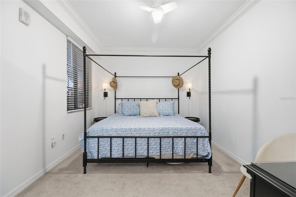 Image 17 of property listing at 18028 GAWTHROP DRIVE 202, Bradenton, FL 34211