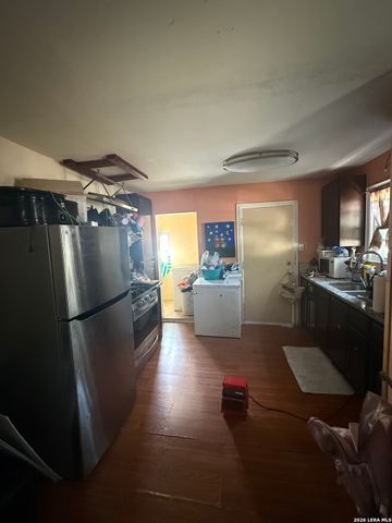 306 Pennystone, San Antonio, TX 78223